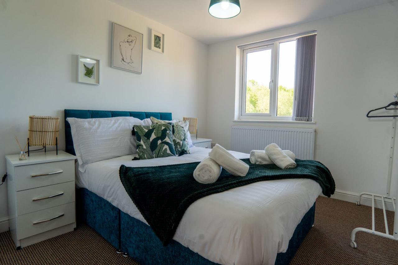 Heartland House, 7 Spacious Bedrooms Sleeps 4 Plus, Near Nec, Jlr,Bhx Birmingham Exterior foto